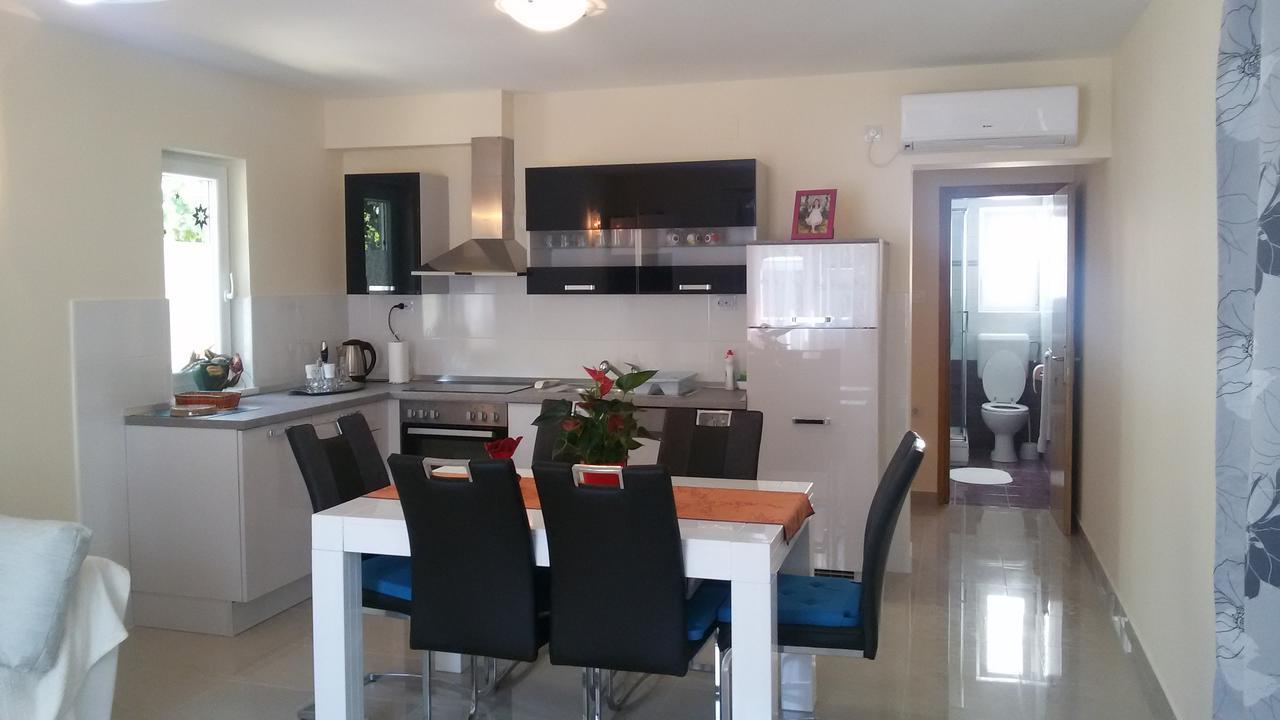 Apartment Anita Vodice Buitenkant foto